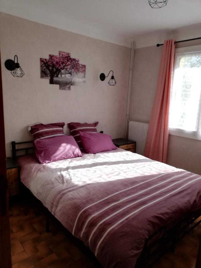 Gites En Cevennes "Chez Steloune" Genolhac Bagian luar foto