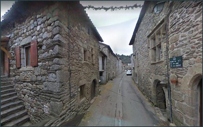 Gites En Cevennes "Chez Steloune" Genolhac Bagian luar foto