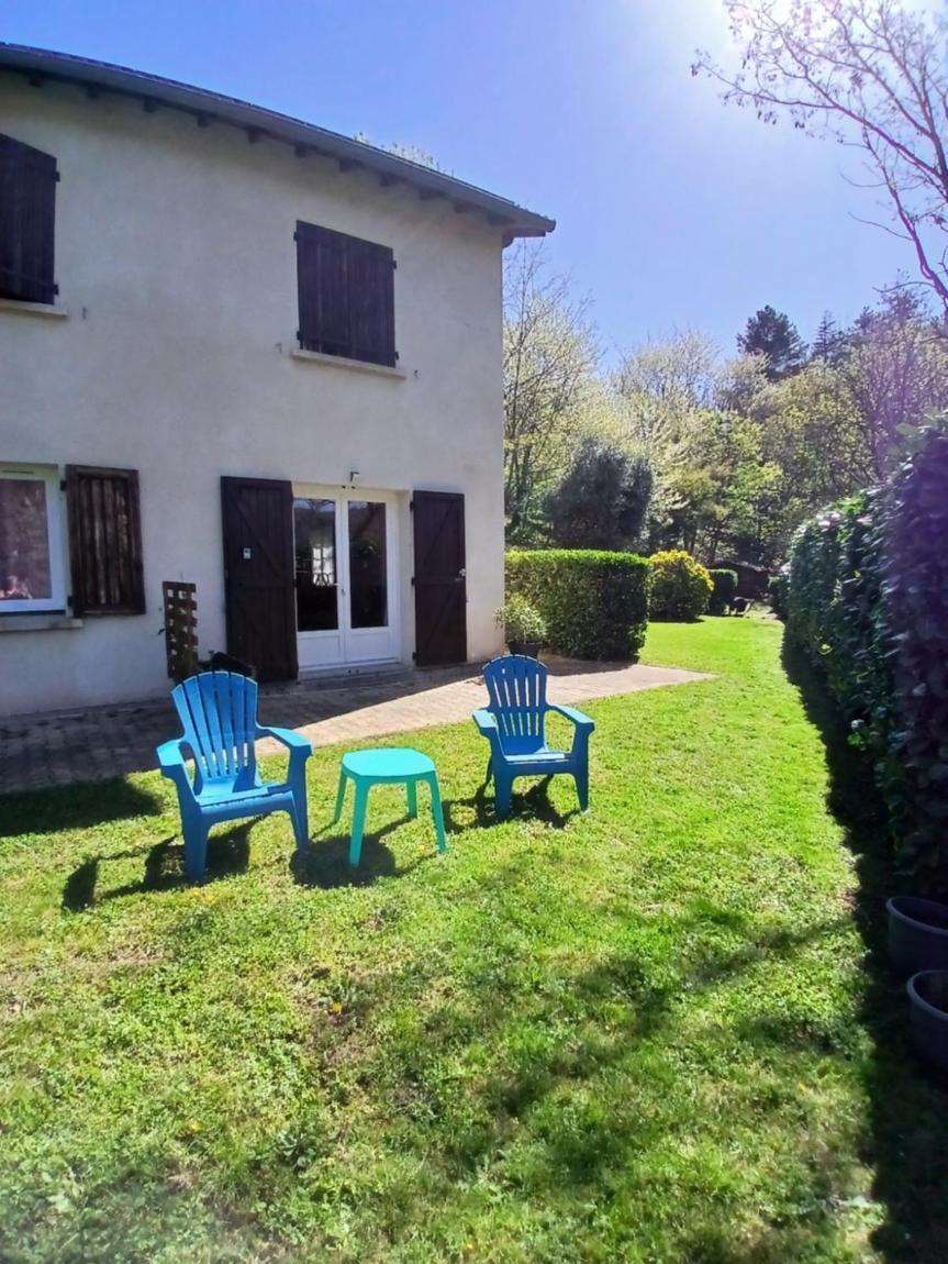 Gites En Cevennes "Chez Steloune" Genolhac Bagian luar foto